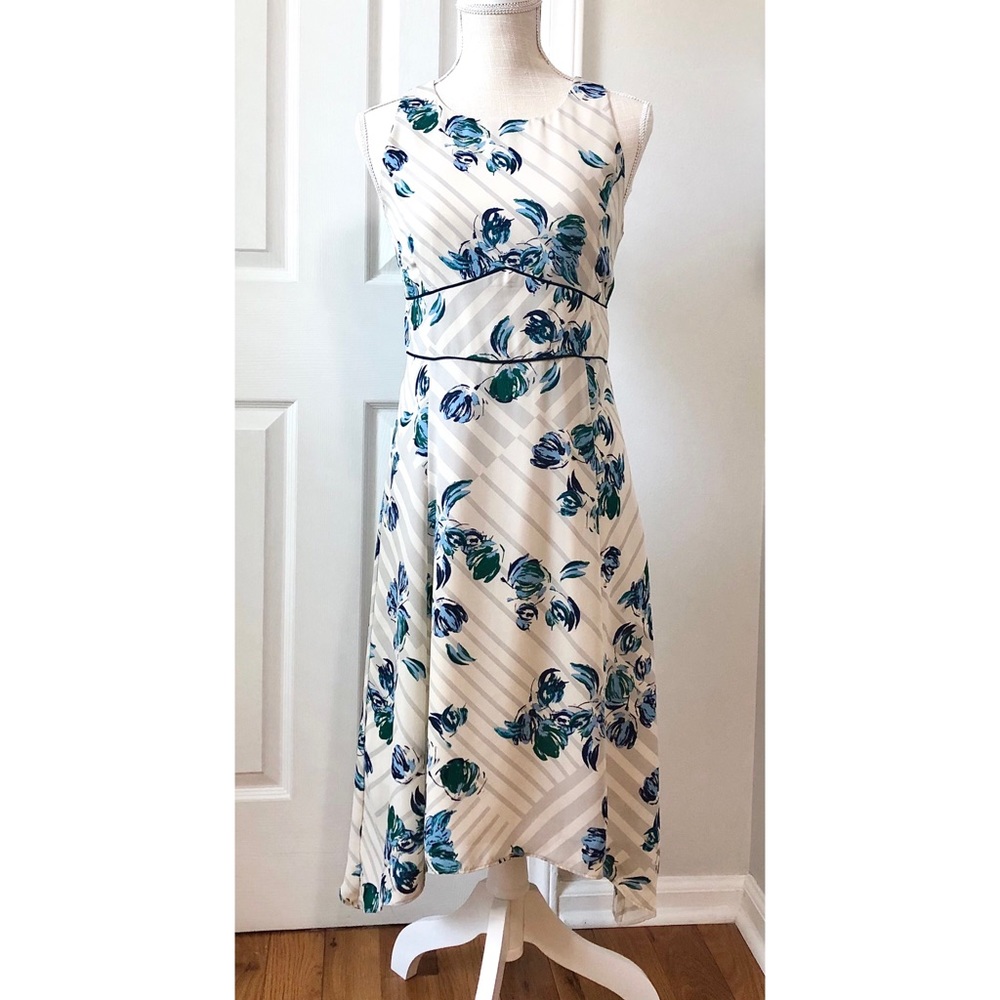 Banana Republic White with Blue Flowers Dress
